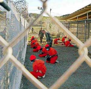 En su primer día de mandato Obama cierra ominosa cárcel de Guantánamo