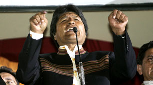 Ganó Evo Morales y dijo aquí se acabó el pasado colonial