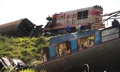Tres muertos y 93 heridos al chocar dos trenes de pasajeros en Cuba