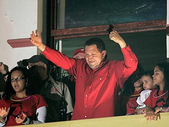 El Sí ganó en Venezuela y hay Hugo Chávez para rato