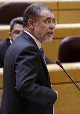 Escándalo político en España hizo capitular a Baltasar Garzón y ahora renuncia el Ministro de Justicia