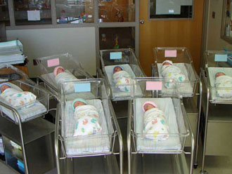 ¡Qué valor! un donante de esperma reclama paternidad de sus 14 hijos, incluyendo los octillizos