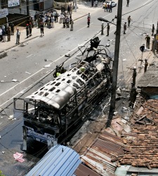 Al menos diez muertos y 25 heridos en un atentado suicida en Sri Lanka