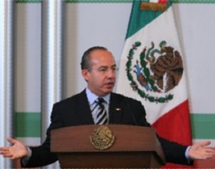 El presidente Calderón de México se enojó, retó a Estados Unidos y criticó a la revista Forbes