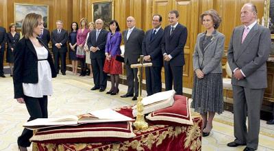 Los nuevos ministros de Zapatero juran su cargo ante el Rey