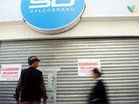 En Chile, vendedores de farmacias son blanco de agresiones