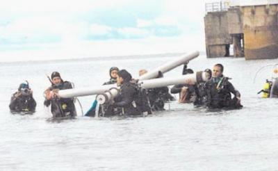 Vía Crucis submarino de Semana Santa en Puerto Madryn, Argentina