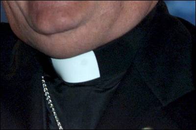 Miles de menores sufrieron abusos de sacerdotes durante más de 30 años, según el arzobispo de Dublín