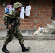 Colombia: el gobierno envió tropas del ejército a Medellín, tras choques que dejaron 29 muertos