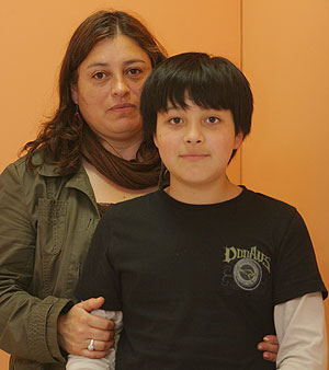 En Chile, la madre del niño con cáncer aceptó reanudar la quimioterapia