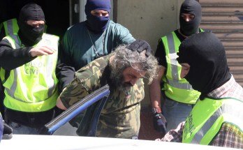 España: uno de los "ángeles del infierno" detenidos fue condenado por el crimen de un joven francés