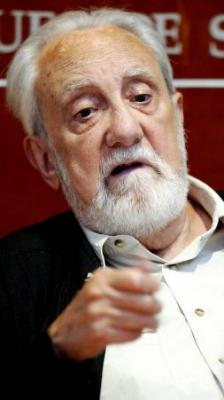 Dolor en España por la muerte del escritor leonés Antonio Pereira