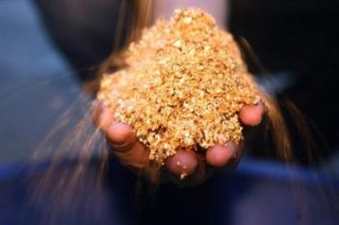 Nueva York: una empleada de joyería robó 227 kilos de oro en 6 años