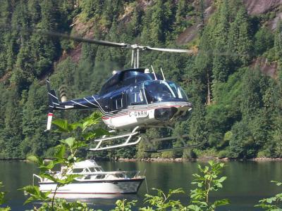 Encuentran helicóptero desaparecido en montaña de Costa Rica, pero no a sus ocupantes