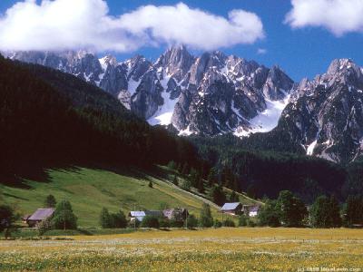 Al menos seis muertos en los Alpes austríacos por una avalancha