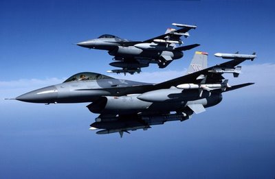 Perú preocupado porque Chile compra aviones de combate