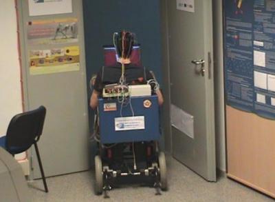En España inventan una silla de ruedas guiada por el cerebro