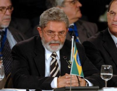 Lula debe saber: dijo que la gripe porcina "es grave, pero no tanto como parecía"