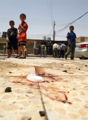 Al menos 34 muertos y 72 heridos por un atentado con coche bomba en Bagdad