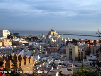 Almería: dos hermanos irán 4 años presos por grabar en móvil agresión a un menor