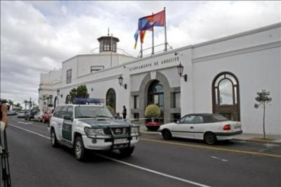 Sigue escándalo en Lanzarote: la Guardia Civil registra el ayuntamiento y la oficina técnica de Yaiza