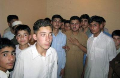 Liberan a los estudiantes secuestrados por talibanes en Pakistán