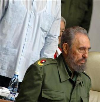 Castro cree "humillante" que EEUU exija a Cuba democracia y derechos humanos