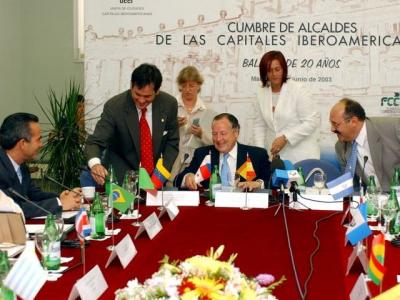 Más vale tarde...Alcaldes iberoamericanos condenan discriminación contra mexicanos por la gripe A