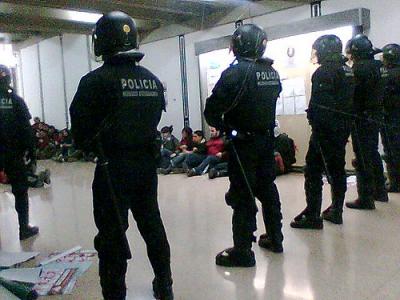 España: dos rumanos retenían a cinco compatriotas en un piso de Lleida