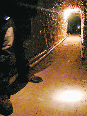 Encuentran túnel utilizado para tráfico de drogas en frontera EEUU y México