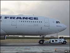 Una italiana se salvó porque llegó tarde al vuelo de Air France que se estrelló pero murió a las pocas horas en un accidente en la carretera