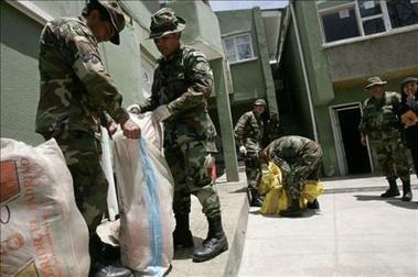La Paz: un italiano, un peruano y diez bolivianos caen con 232 kilos de cocaína
