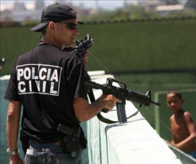 Río de Janeiro: por primera vez vecinos de las favelas quieren expulsar a los narcotraficantes