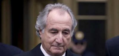 Madoff es condenado a 150 años de cárcel