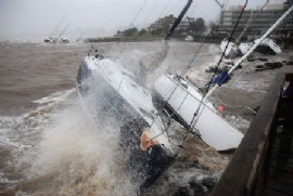 Vientos fuertes azotan zona este de Uruguay y provocan destrozos
