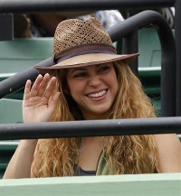 Shakira quiere ser madre soltera