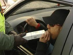 España: El 40% de los conductores muertos dio positivo por alcohol o drogas