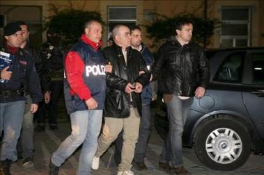 Italia: arrestan a 32 miembros de la Camorra
