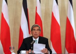 Honduras: gobierno de facto y Zelaya entierran la mediación de Oscar Arias