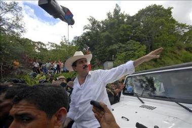 El Secretario Genera de la OEA dice que la voluntad de Zelaya de retornar a Honduras es legítima
