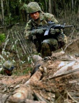 Escándalo: Colombia incauta a las FARC armas compradas por Venezuela en Europa