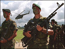 La BBC dice que "Bases en Colombia recuerdan la Guerra Fría"