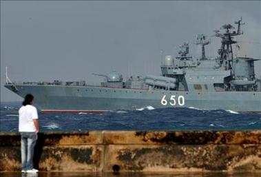 La calesita...bases militares de EEUU en Colombia y barcos de guerra rusos en La Habana