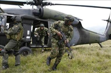 Las FARC matan a tres militares colombianos en una emboscada