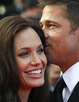 A Brad Pitt y a Angelina Jolie les gusta el sexo en la piscina