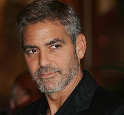 Retratan a niña de 13 años en topless al confundirla con novia de George Clooney