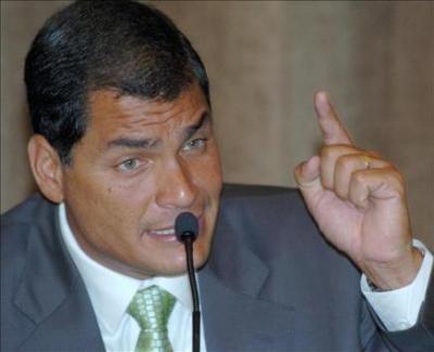 Correa acepta la disculpa de Uribe pero sigue condicionando el reinicio de las relaciones