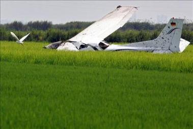 Un avión monomotor cae en Brasil y mueren sus dos ocupantes