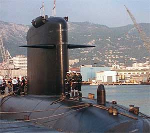 Brasil se arma en serio: le compró a Francia 5 submarinos, uno atómico, y 36 cazas