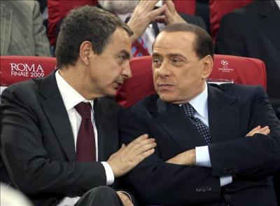 Berlusconi se disculpa por llamar "demasiado rosa" al Gobierno español